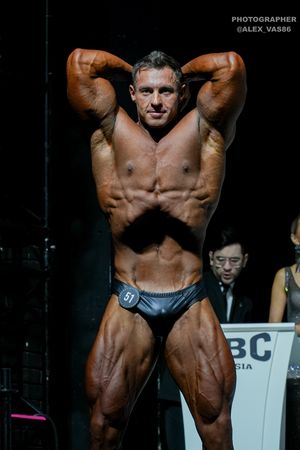 CLASSIC PHYSIQUE НОВИЧКИ